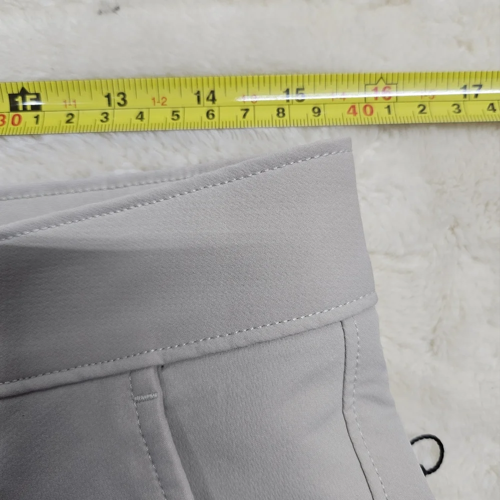 Under Armour Golf Shorts Size 30 Performance Casual - Picture 2 of 12